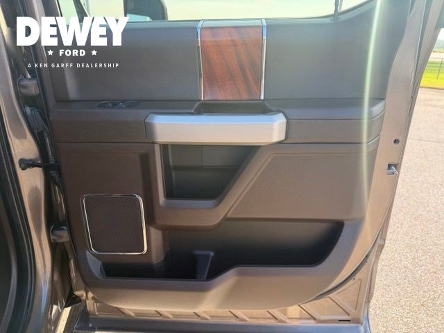 Used 2022 Ford F250 King Ranch w/ King Ranch Ultimate Package AWD/4WD image 34