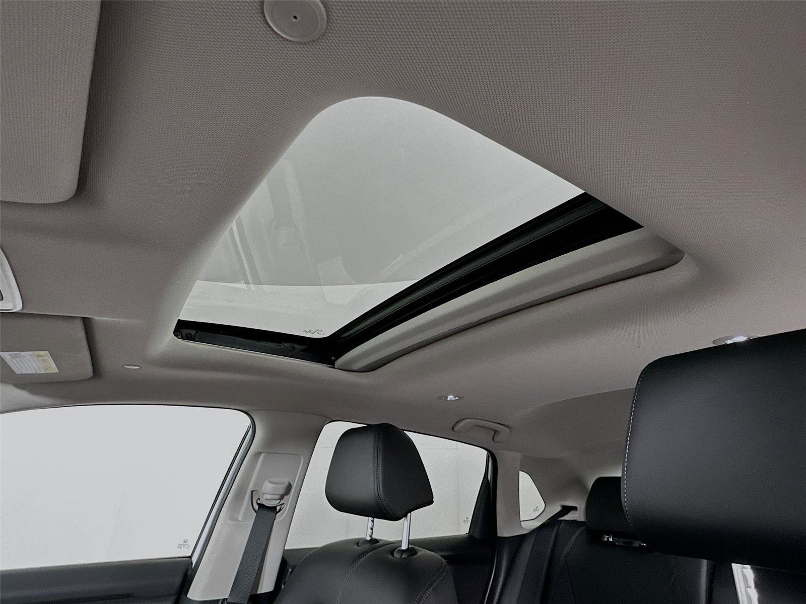 New 2026 Honda HR-V EX-L image 17