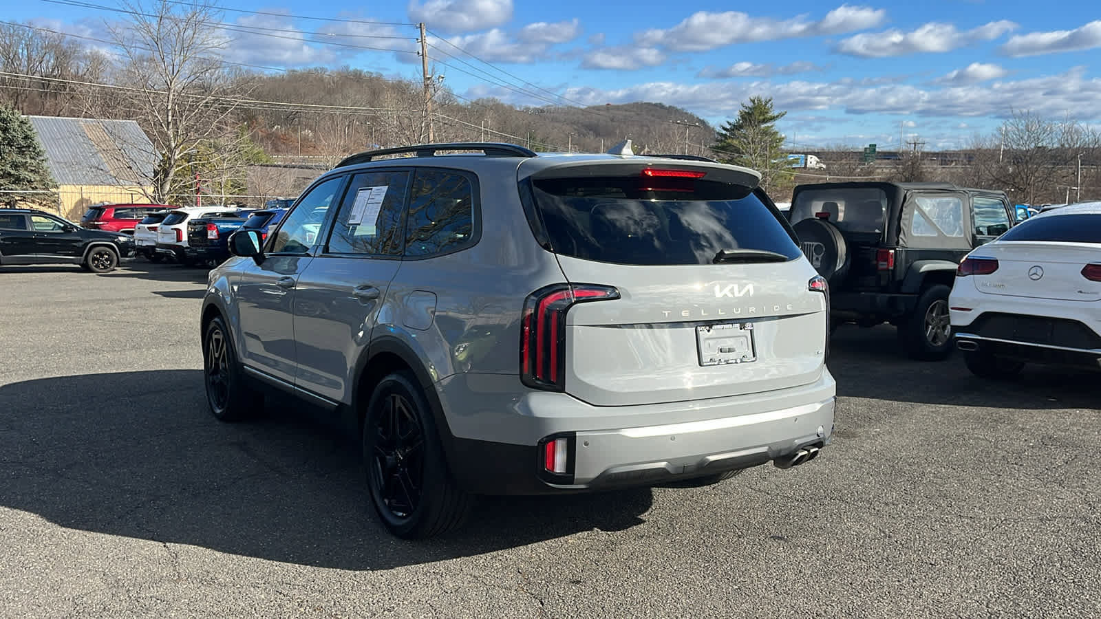 Used 2023 Kia Telluride SX X-Line image 4