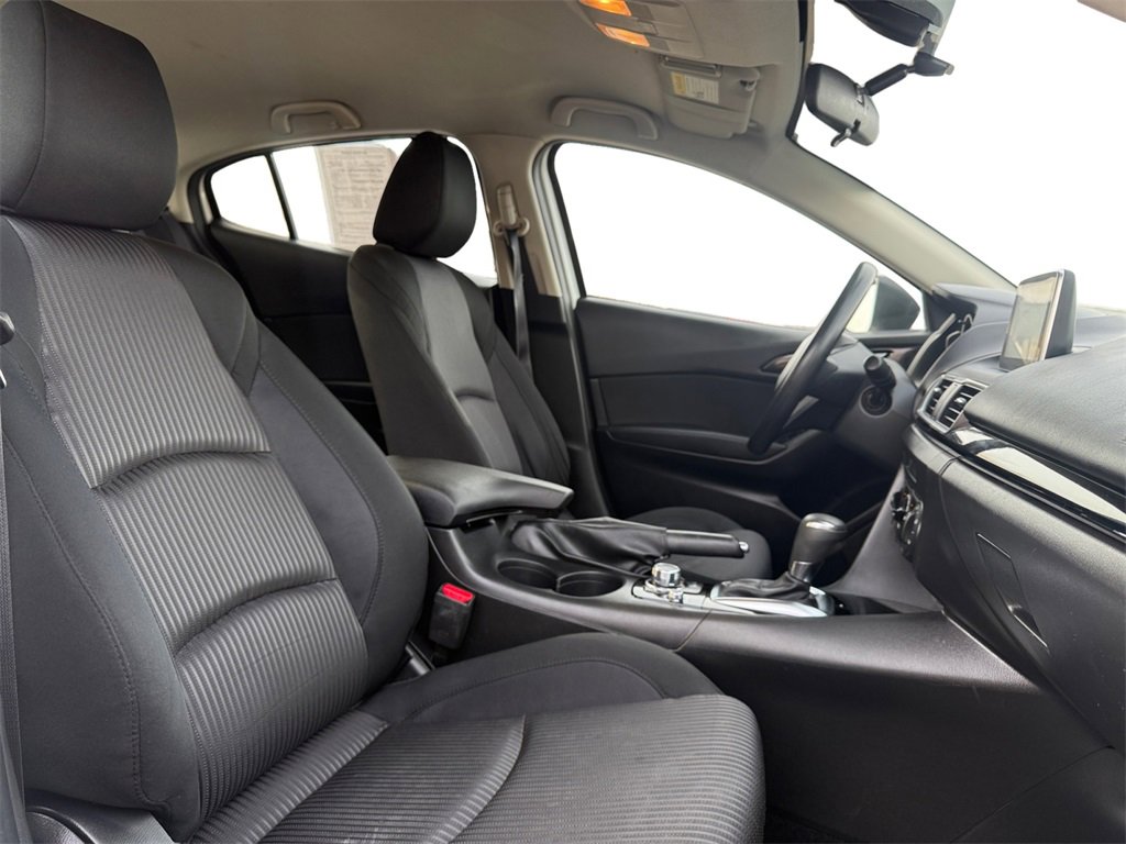 Used 2016 MAZDA MAZDA3 i Sport w/ Preferred Equipment Package image 15