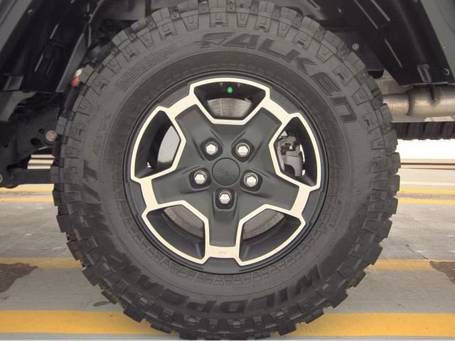 Used 2022 Jeep Gladiator Mojave w/ Cold Weather Group AWD/4WD image 27