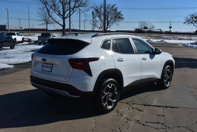 New 2026 Chevrolet Trax LT w/ Driver Confidence Package image 5