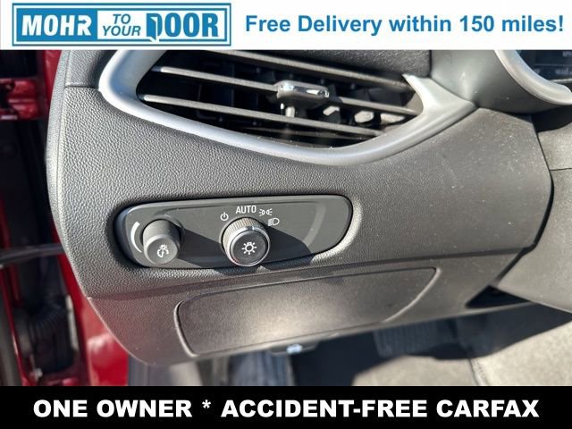 Used 2024 Chevrolet Malibu LT image 22