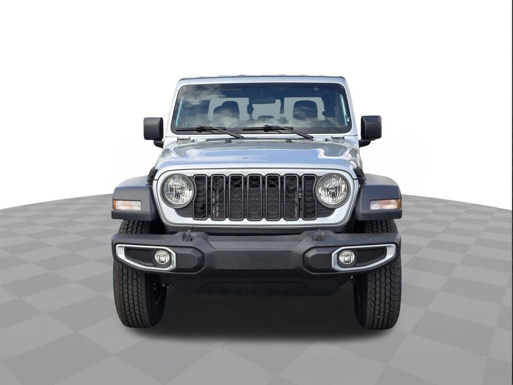 Used 2024 Jeep Gladiator Sport image 2