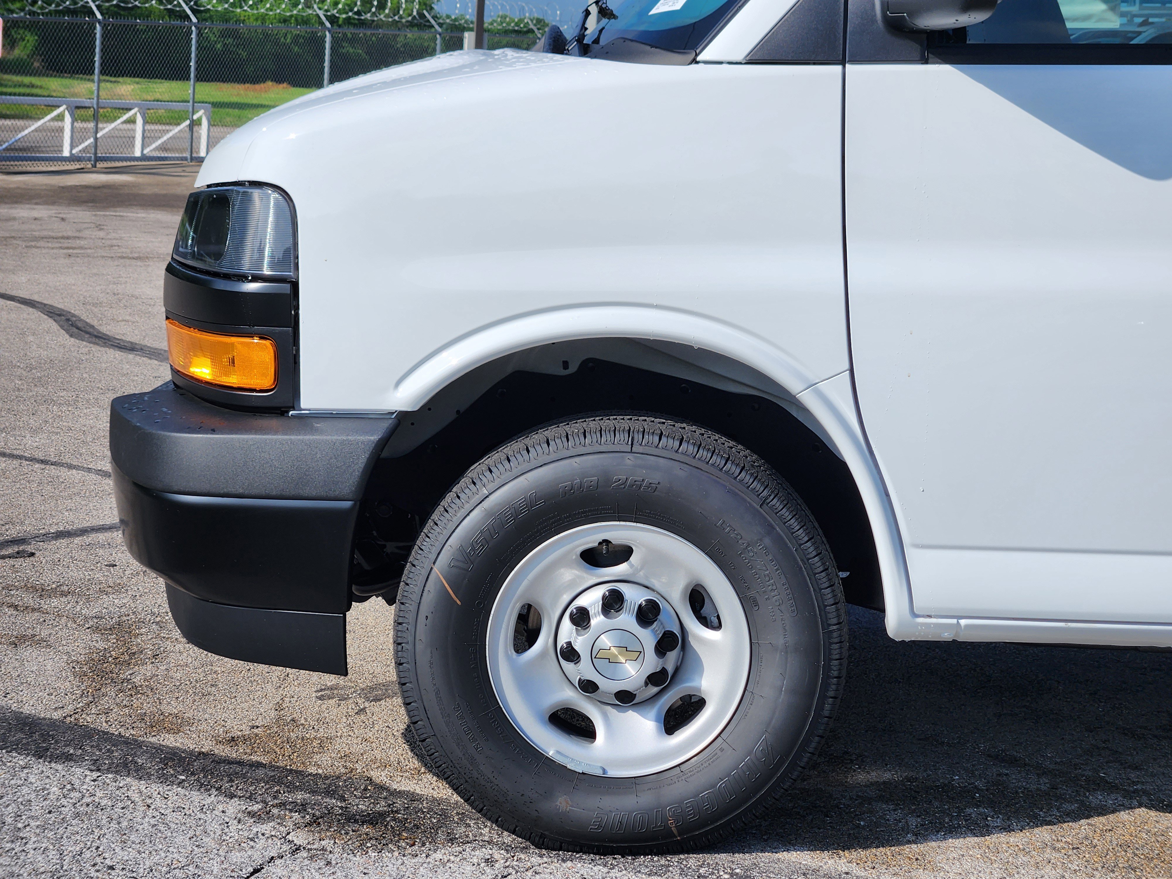 New 2026 Chevrolet Express 3500 LS RWD image 5