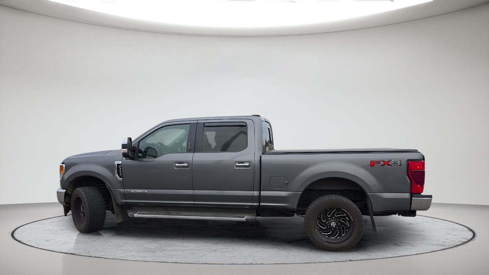 Used 2022 Ford F250 XLT w/ XLT Premium Package AWD/4WD image 10