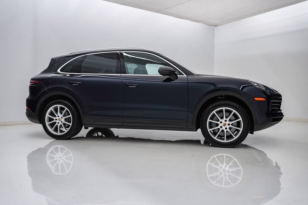 Used 2019 Porsche Cayenne S AWD/4WD image 9