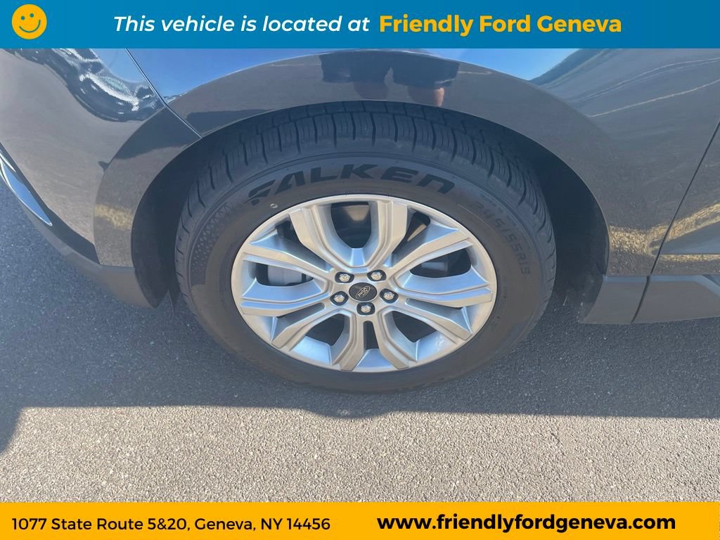 Used 2023 Ford Edge Titanium AWD/4WD image 9