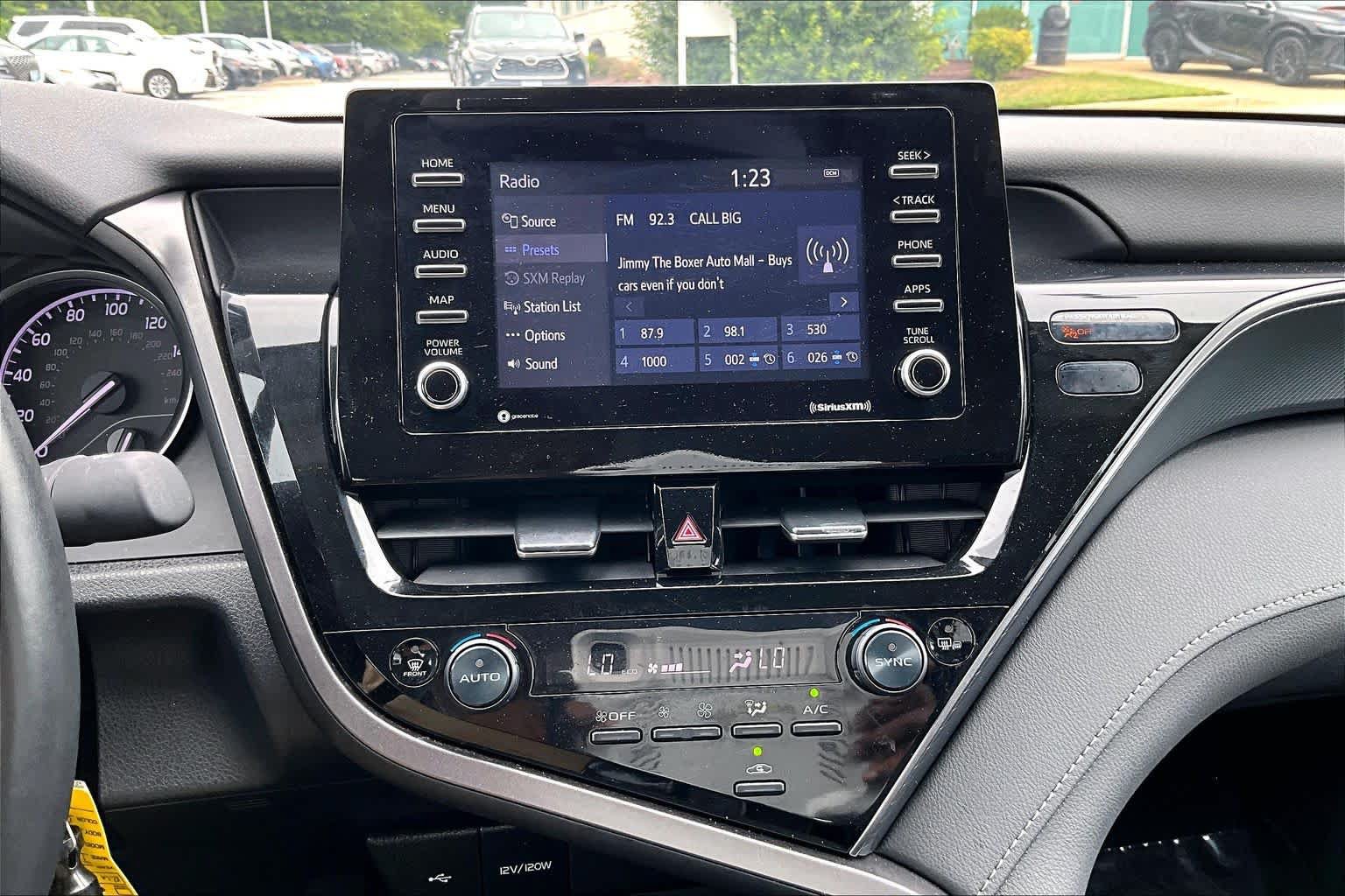 Used 2024 Toyota Camry SE FWD image 34