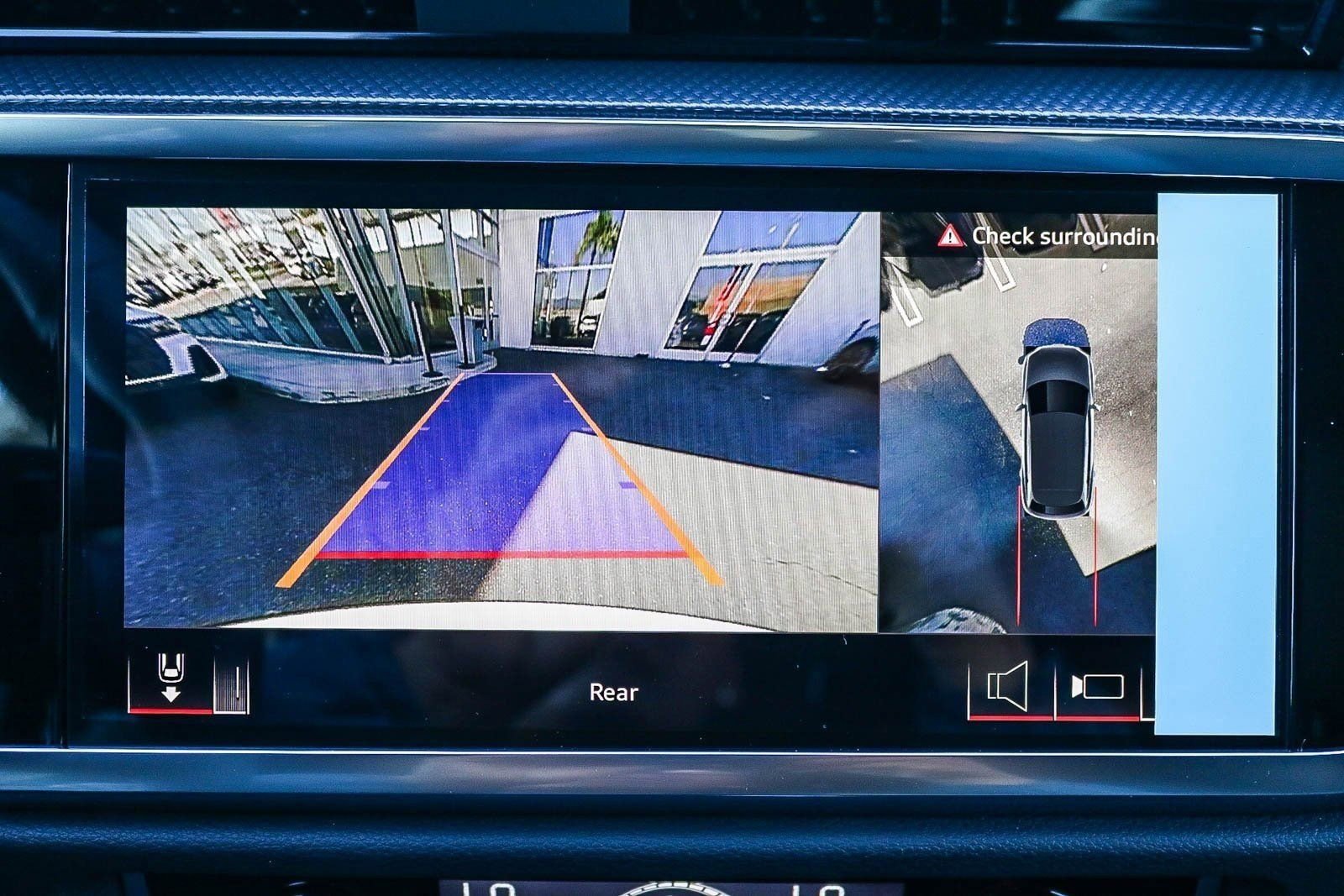 New 2025 Audi Q3 2.0T Premium Plus image 23