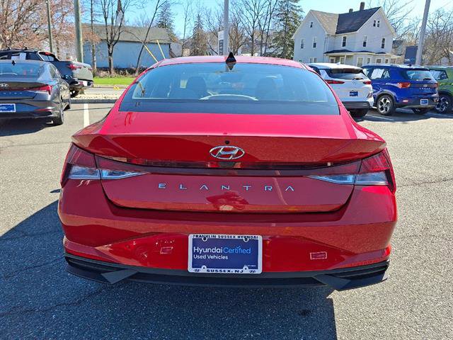 Certified 2023 Hyundai Elantra SE FWD image 22