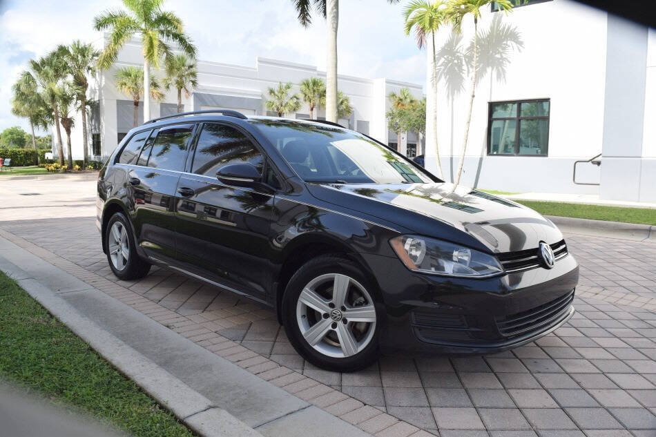 Used 2015 Volkswagen Golf TDI S