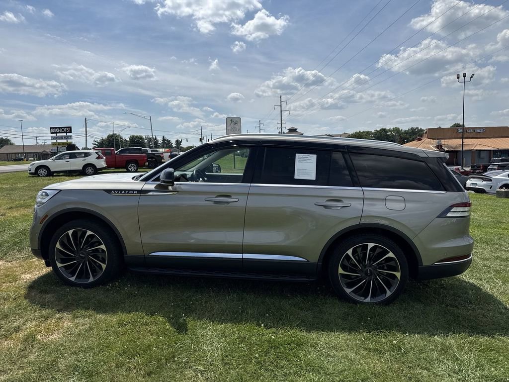 Used 2023 Lincoln Aviator Reserve w/ Equipment Group 201A AWD/4WD image 11