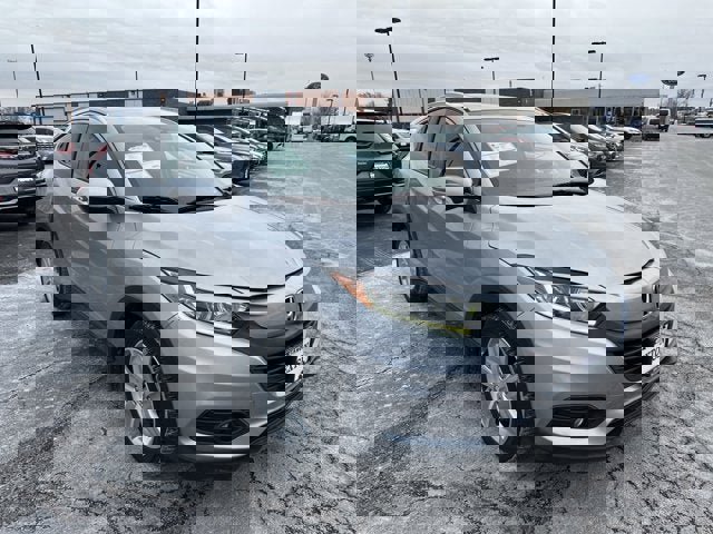 Used 2020 Honda HR-V EX image 3