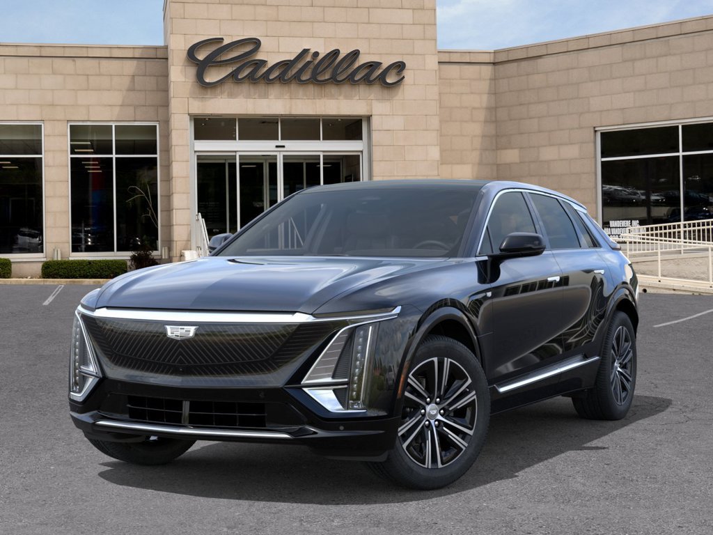 New 2027 Cadillac Lyriq Luxury w/ LPO, Floor Liner Package AWD/4WD image 8