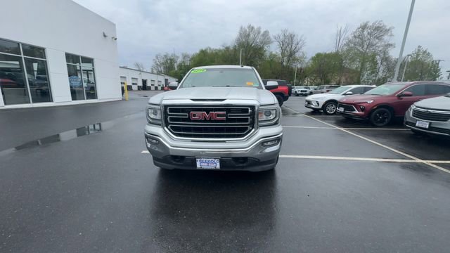 Used 2018 GMC Sierra 1500 SLE w/ SLE Value Package AWD/4WD image 3