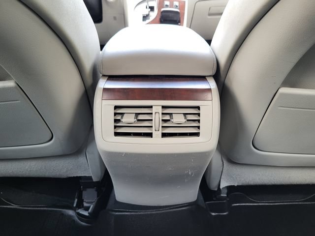 Used 2011 Toyota Venza AWD w/ Comfort Pkg image 26