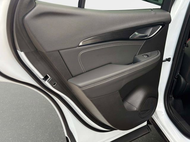 Used 2022 Buick Envision Essence w/ Sport Touring Package FWD image 11