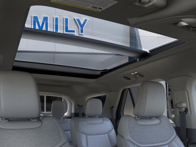 New 2025 Ford Explorer Active w/ Active Comfort Package image 22