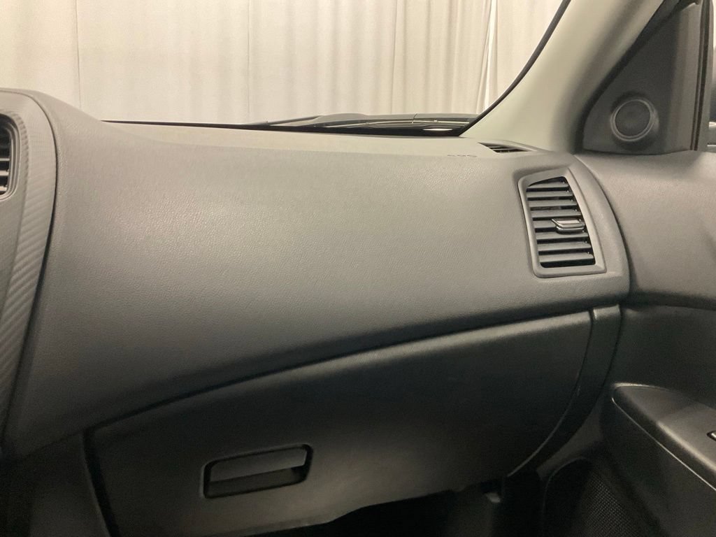 Used 2024 Mitsubishi Outlander Sport ES AWD/4WD image 28