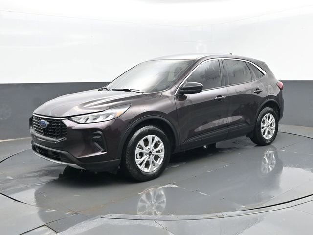 Used 2023 Ford Escape Active image 1