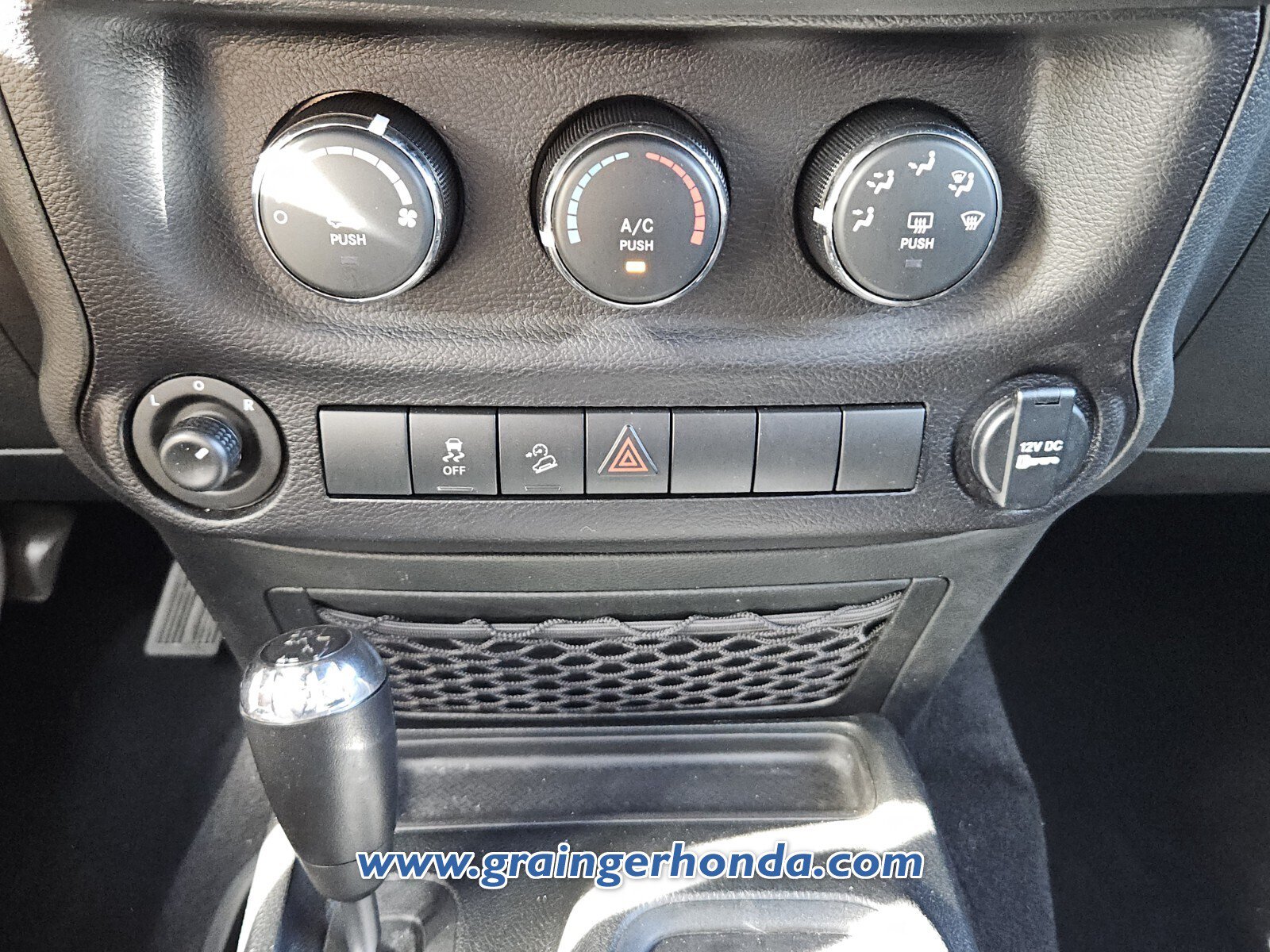 Used 2018 Jeep Wrangler Unlimited Sport S AWD/4WD image 17