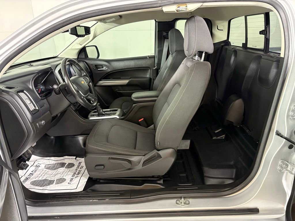 Used 2022 Chevrolet Colorado LT w/ Fleet Safety Package image 34