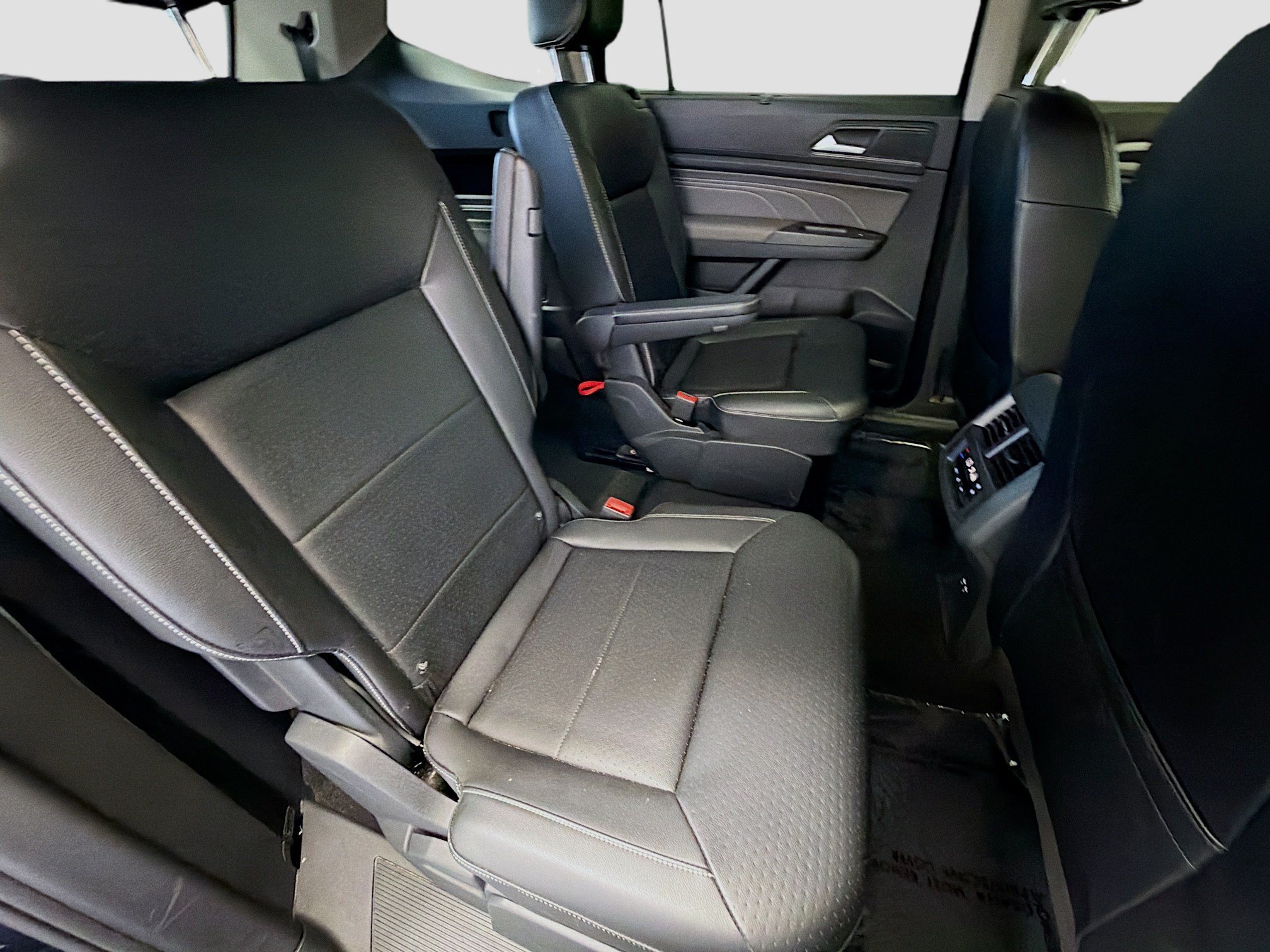 Used 2022 Volkswagen Atlas SE FWD image 15