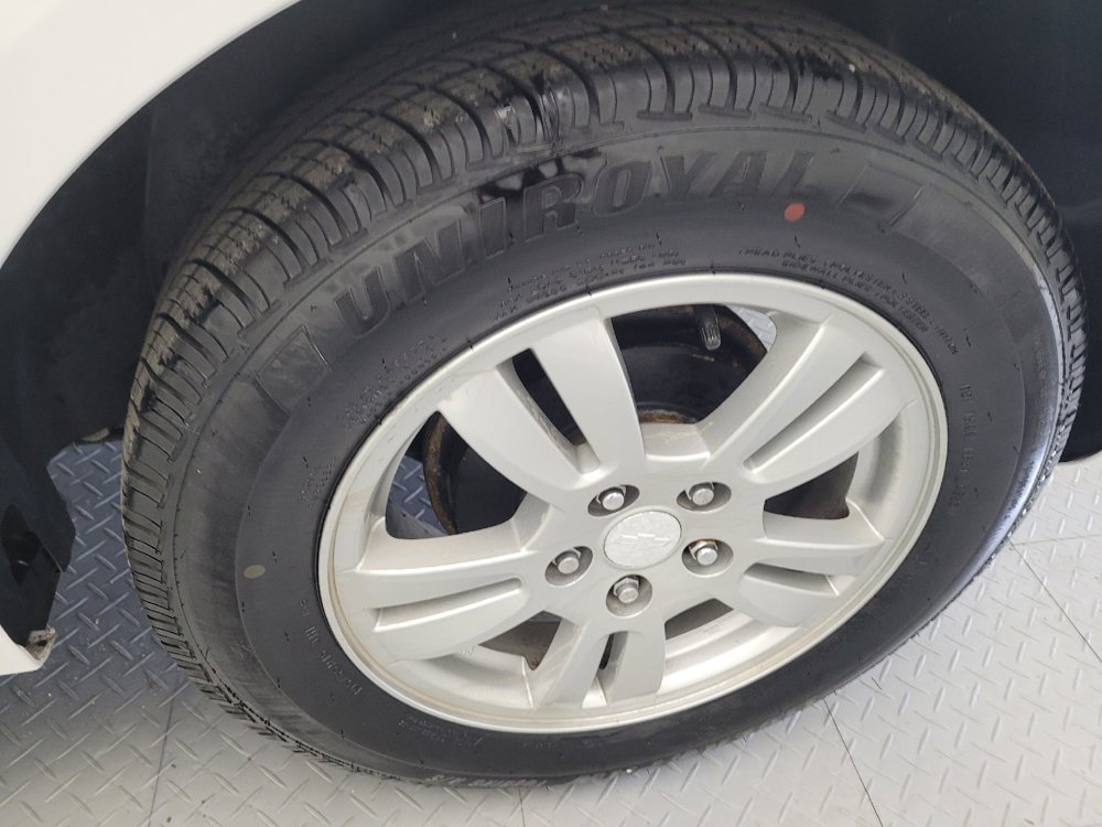 Used 2016 Chevrolet Sonic LT FWD image 31
