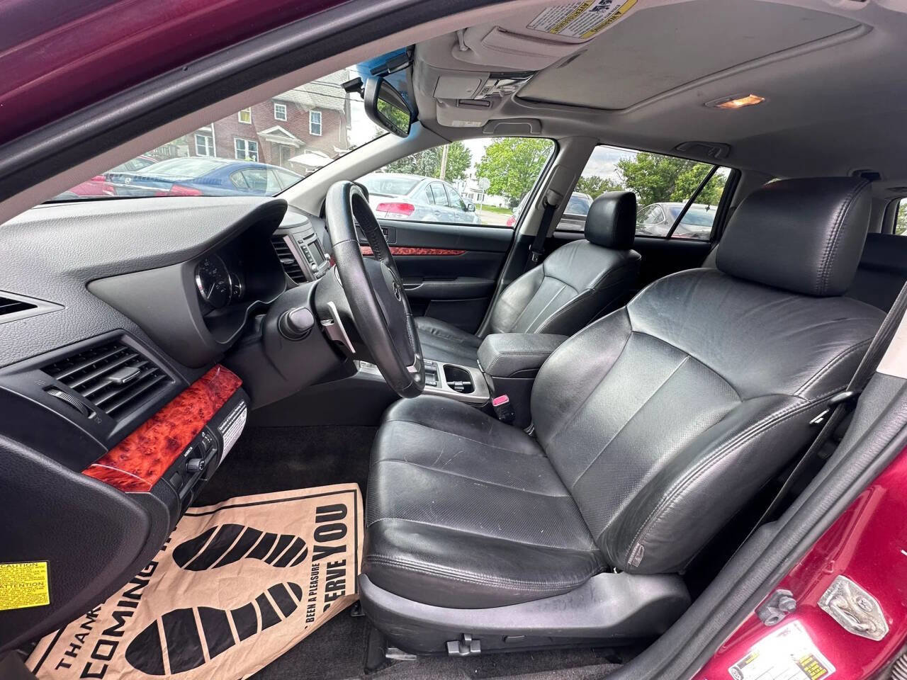 Used 2012 Subaru Outback 2.5i Limited w/ Moonroof Pkg AWD/4WD image 10