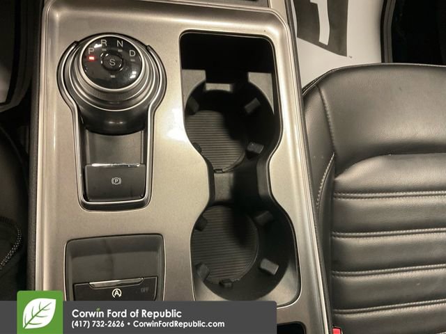 Used 2024 Ford Edge SEL AWD/4WD image 12