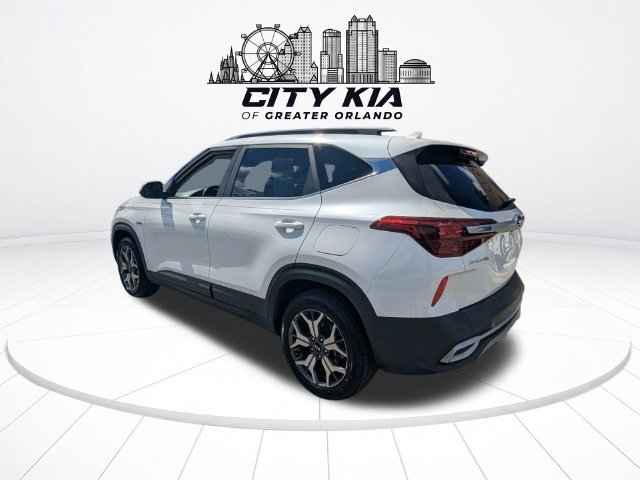 Certified 2021 Kia Seltos EX AWD/4WD image 4