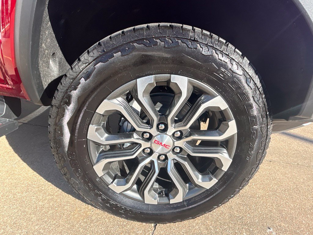 New 2026 GMC Canyon Denali AWD/4WD image 13