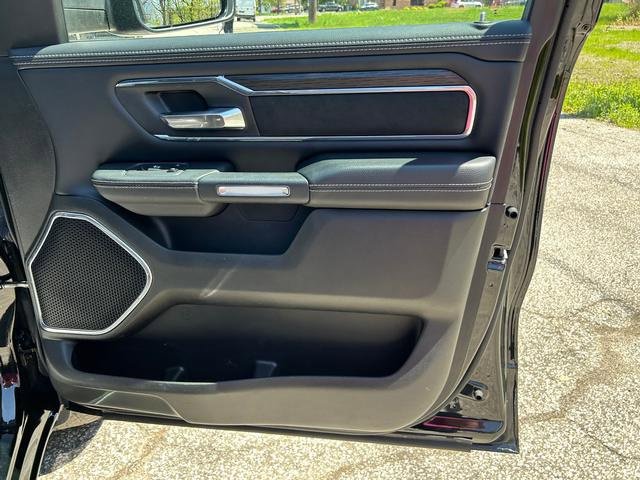 Used 2024 RAM 1500 Laramie image 29
