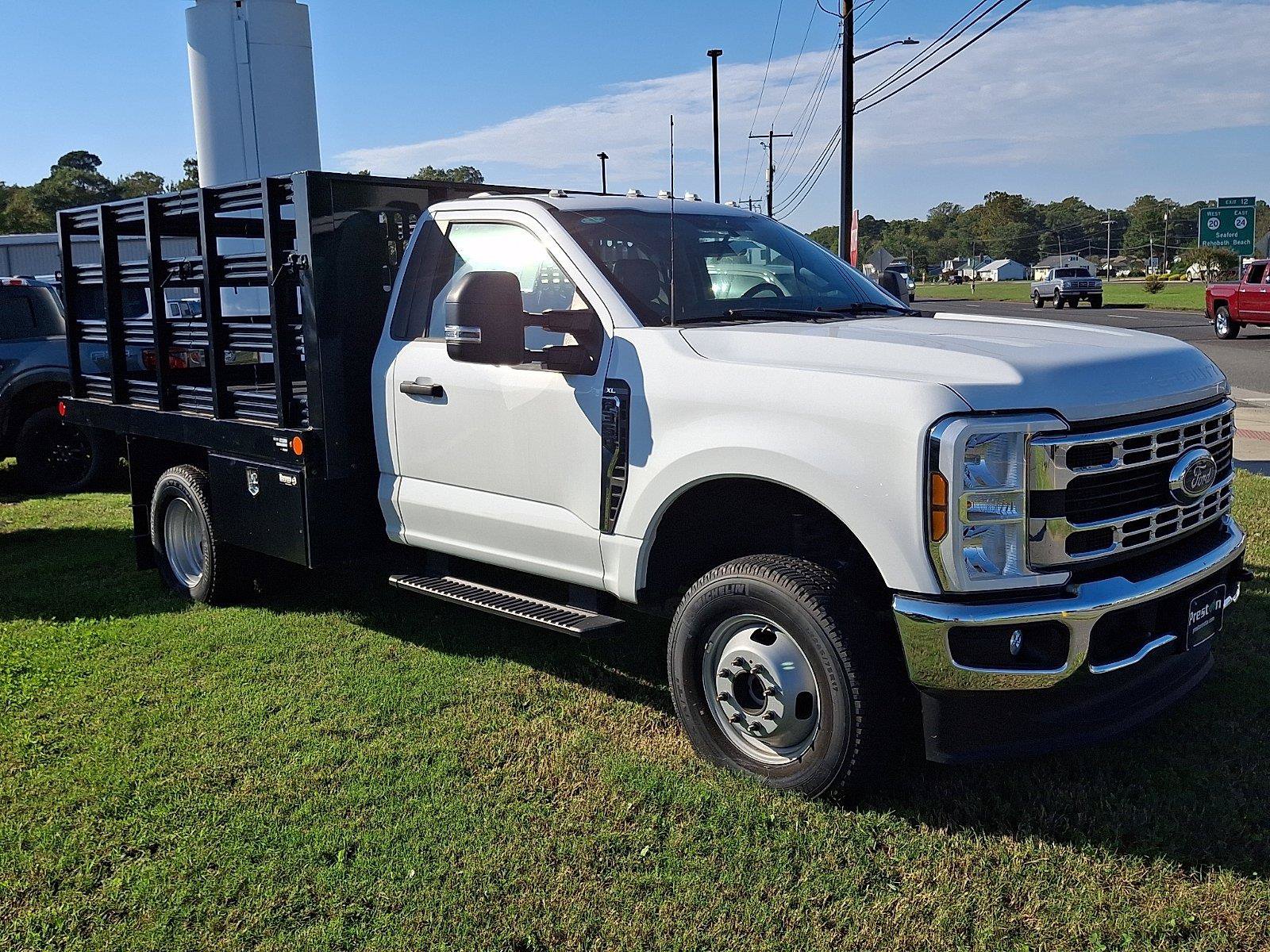 New 2024 Ford F350 XL w/ Snow Plow Prep Package AWD/4WD image 3