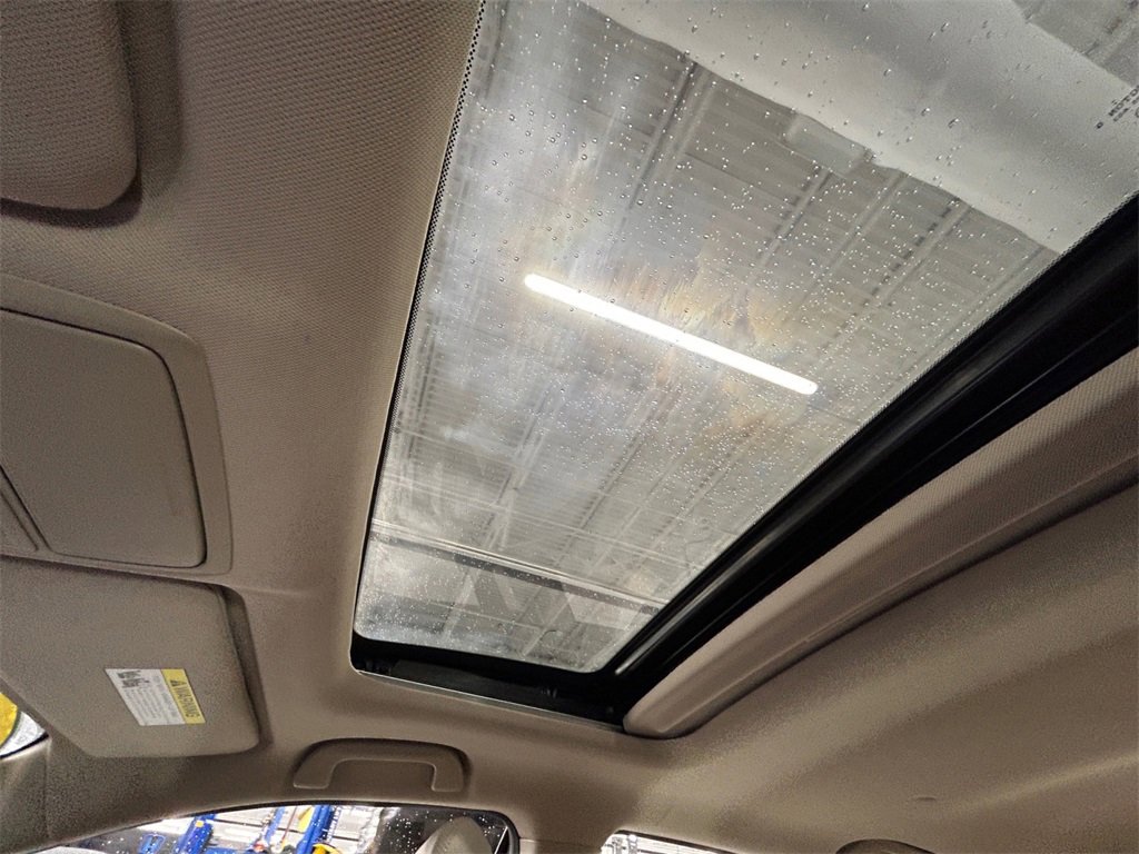 Used 2017 Honda Accord Touring image 27