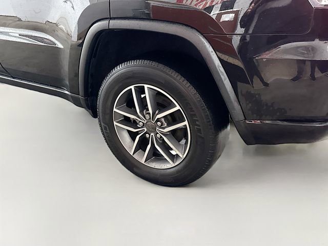 Used 2021 Jeep Grand Cherokee Limited AWD/4WD image 31
