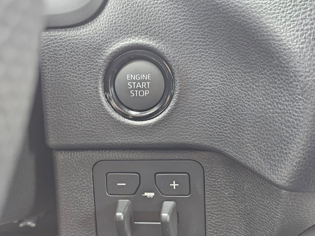 New 2026 Toyota Tundra SR5 AWD/4WD image 30