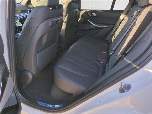 New 2026 BMW X5 sDrive40i w/ M Sport Package RWD image 16
