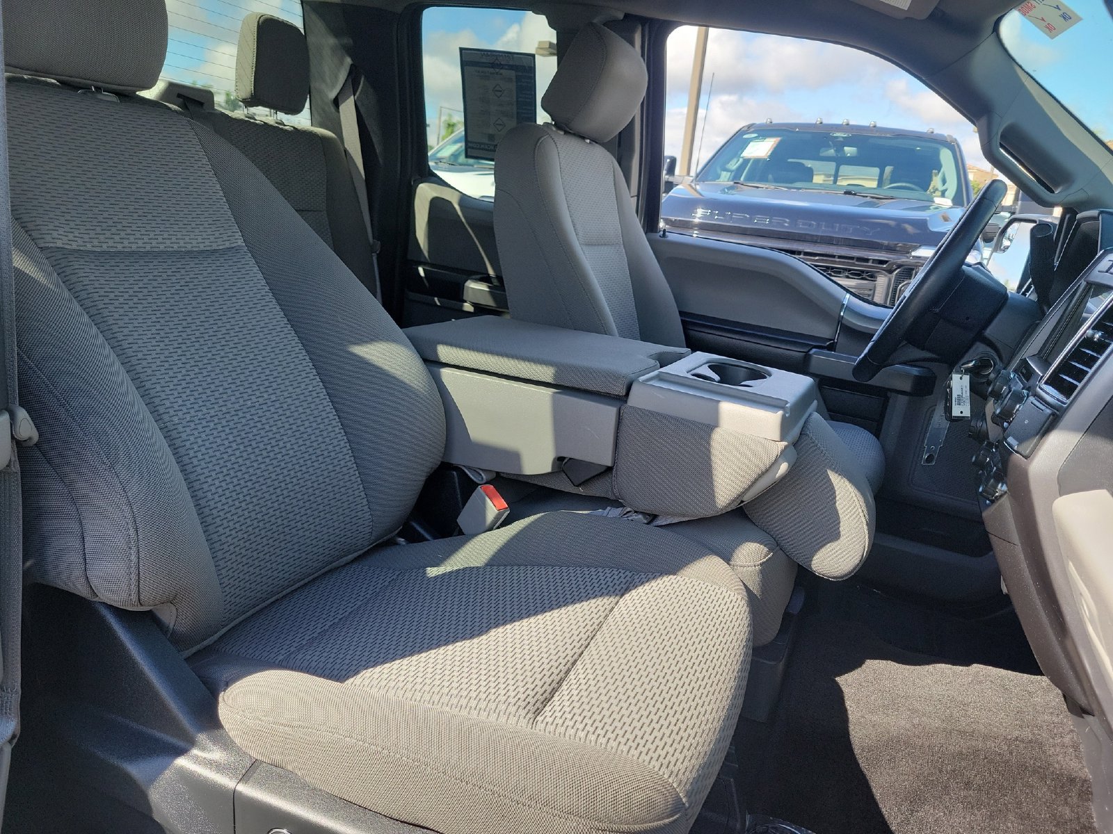 Used 2018 Ford F150 XLT w/ Equipment Group 302A Luxury RWD image 22