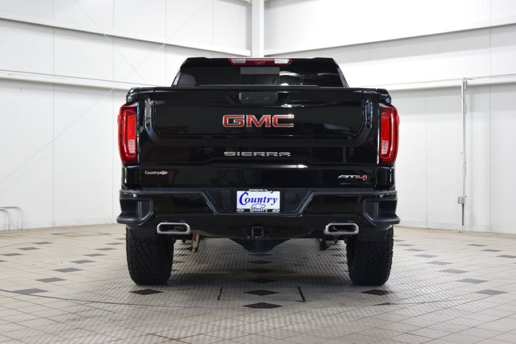 Used 2025 GMC Sierra 1500 AT4 w/ AT4 Premium Package AWD/4WD image 7