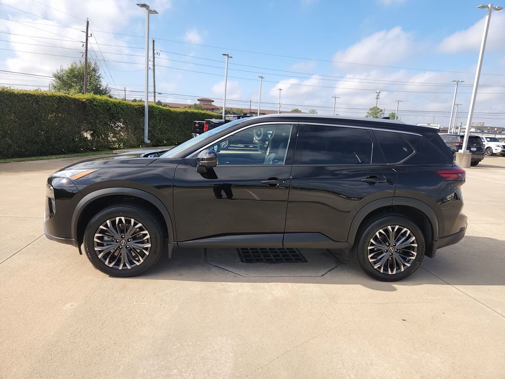 Certified 2025 Nissan Rogue SL w/ Tech Package image 8