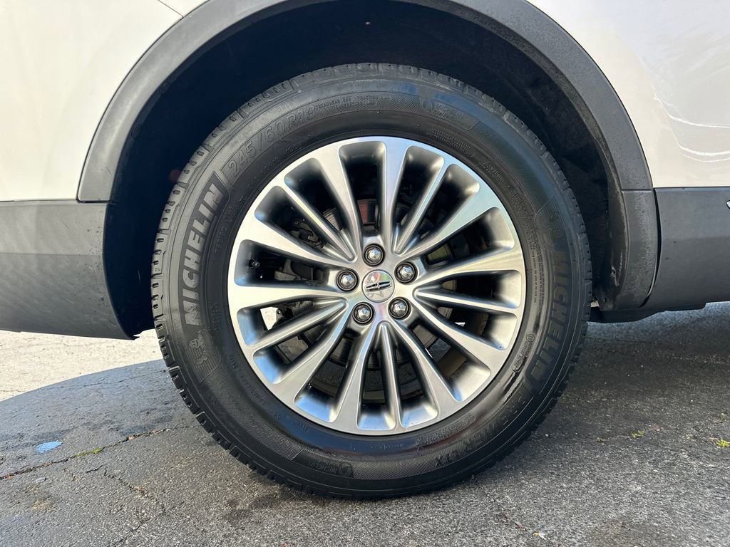 Used 2017 Lincoln MKX Select w/ Select Plus Package image 18