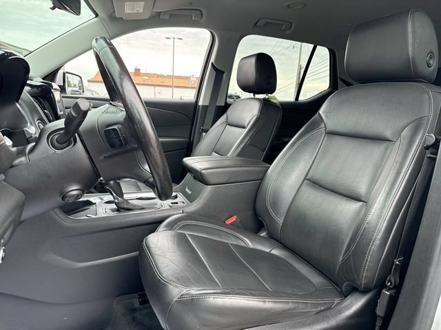 Used 2020 Chevrolet Traverse Premier AWD/4WD image 11