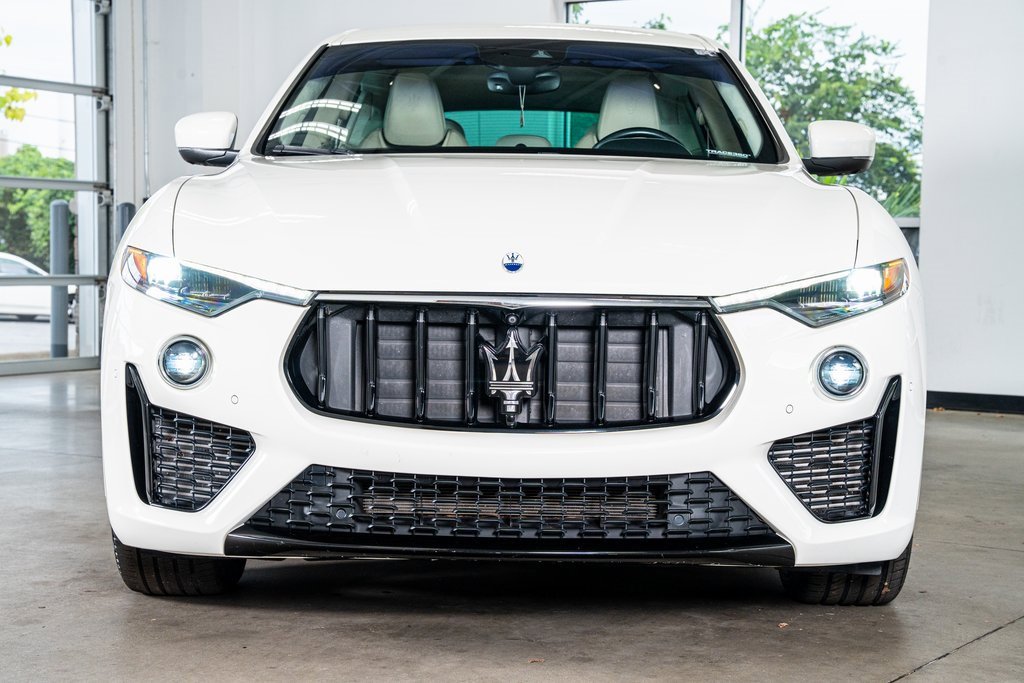Used 2022 Maserati Levante Modena image 3