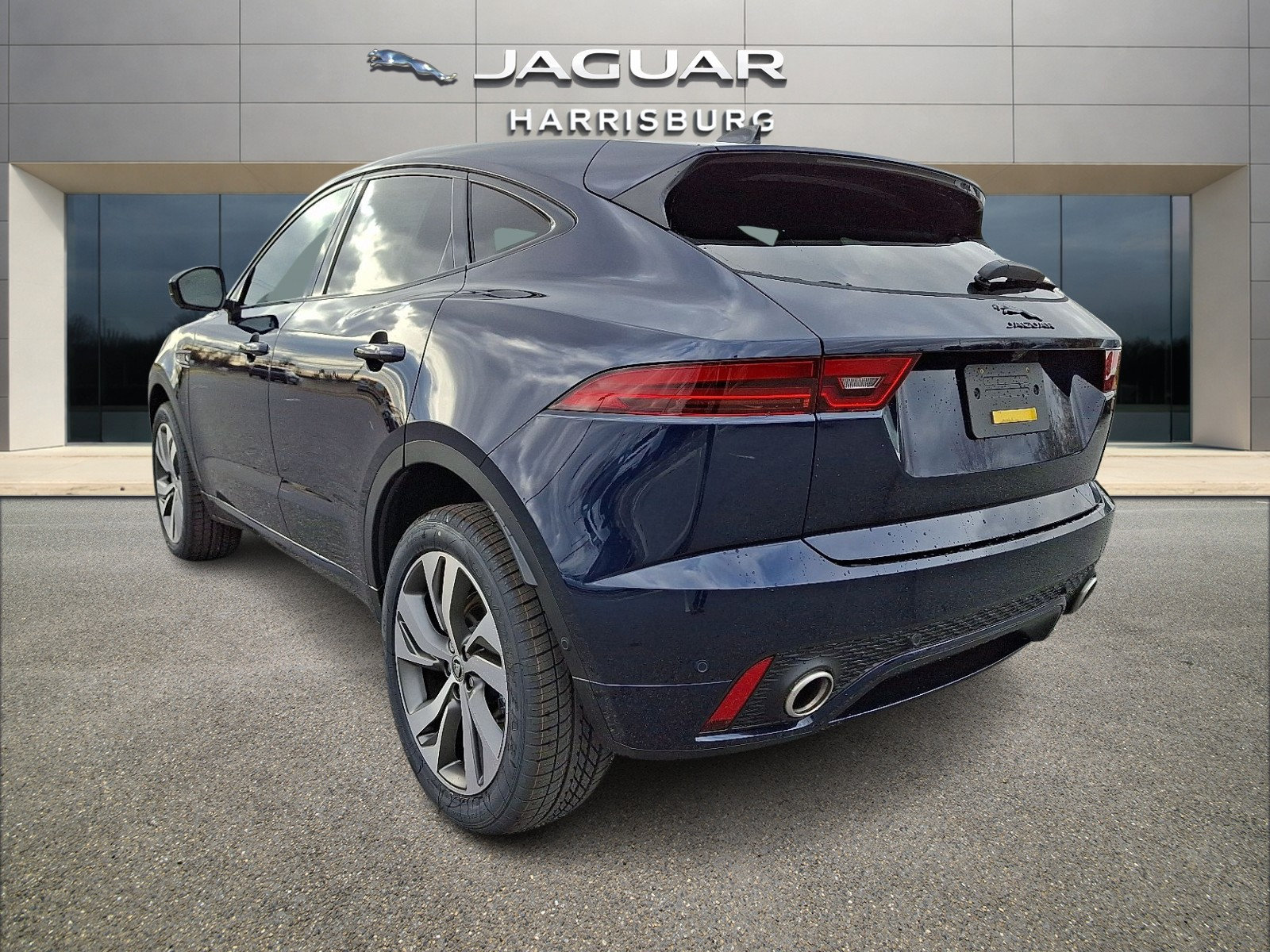 New 2024 Jaguar E-PACE R-Dynamic SE AWD/4WD image 2