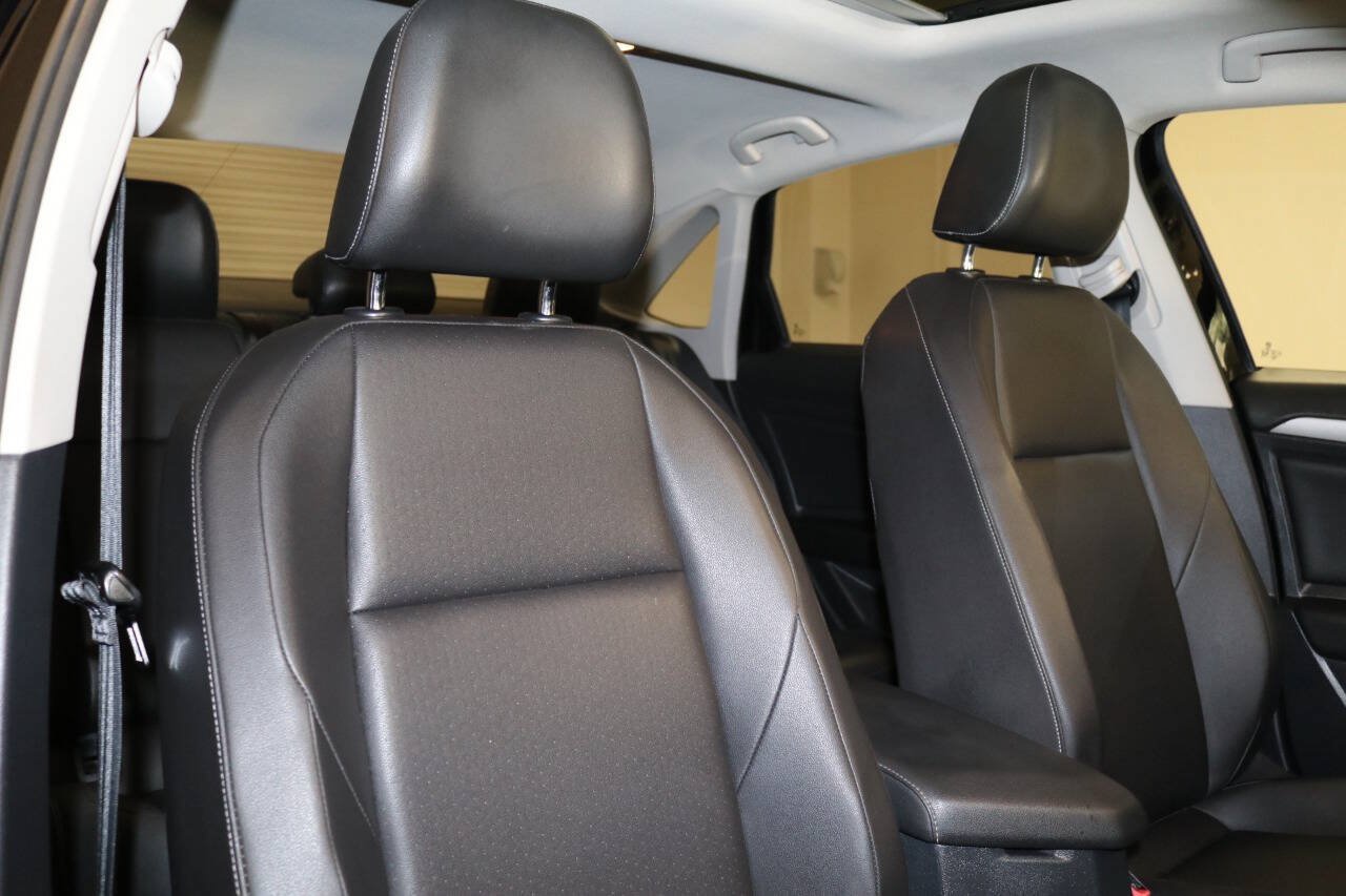 Used 2019 Volkswagen Jetta SE w/ Cold Weather Package FWD image 77