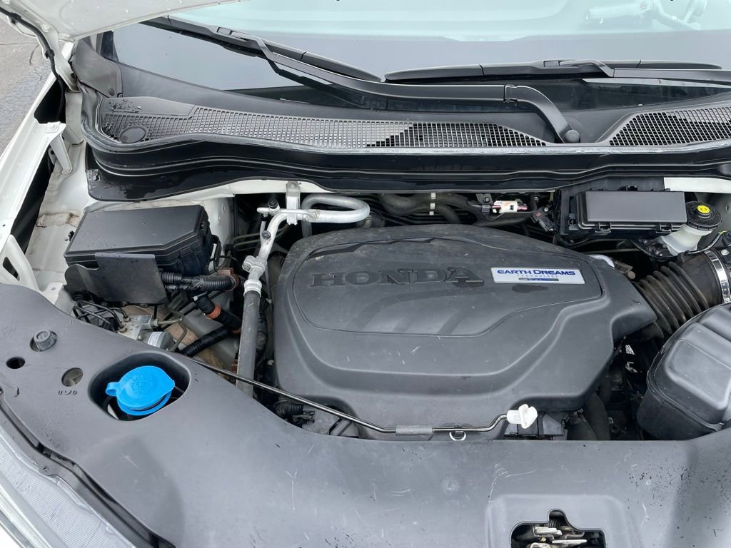 Used 2019 Honda Pilot Touring image 40