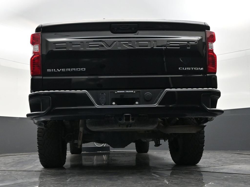 Used 2023 Chevrolet Silverado 1500 Custom Trail Boss AWD/4WD image 24