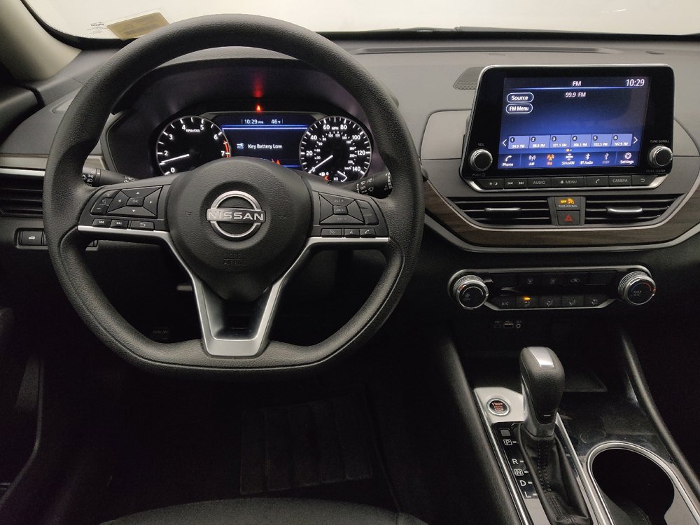 Used 2024 Nissan Altima 2.5 SV image 22